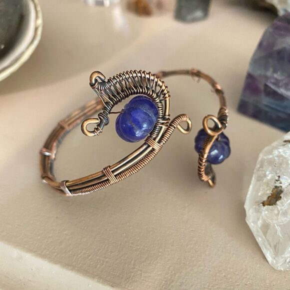 Lapis Lazuli Copper Wire Wrapped Ajustable Cuff Bracelet - Picture 5 of 6